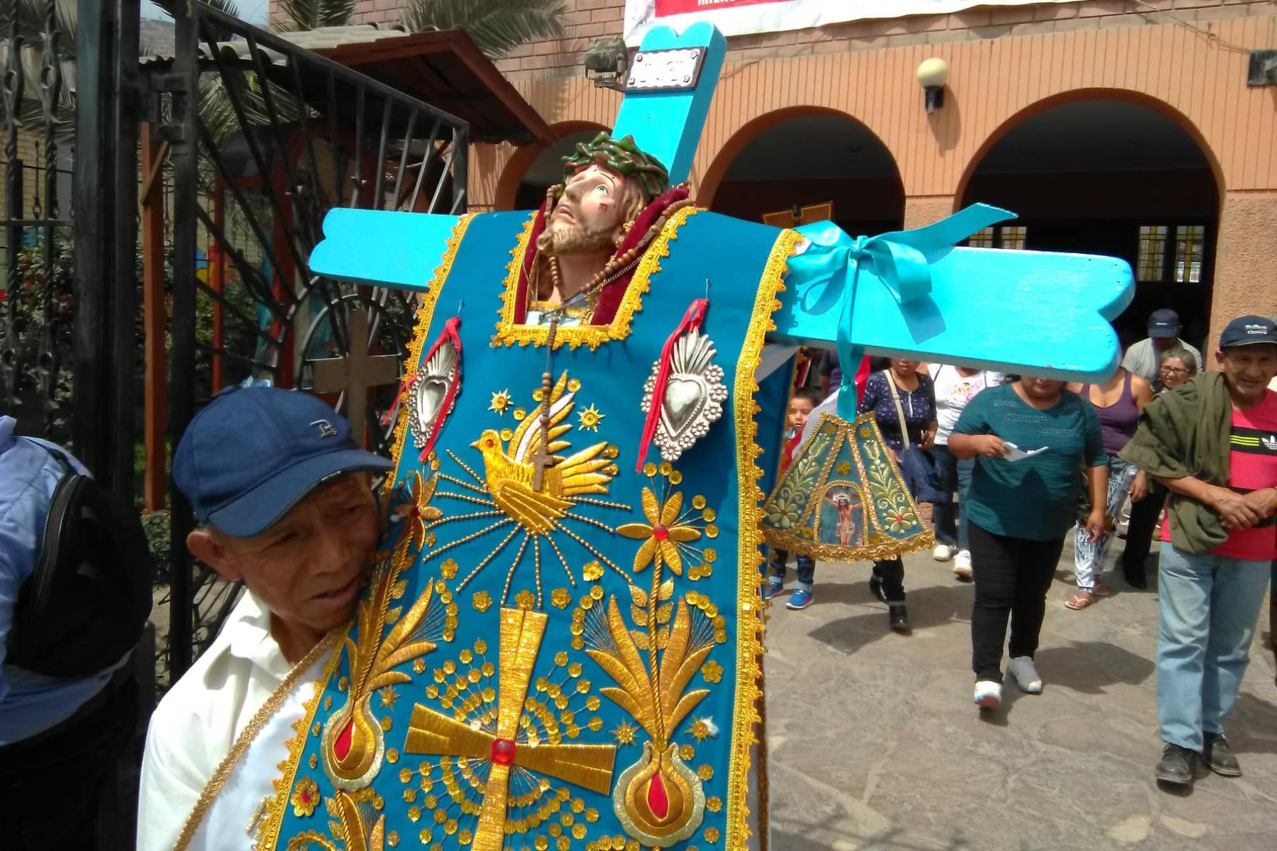 Fiesta de las Cruces en región Puno Bitácora Revista